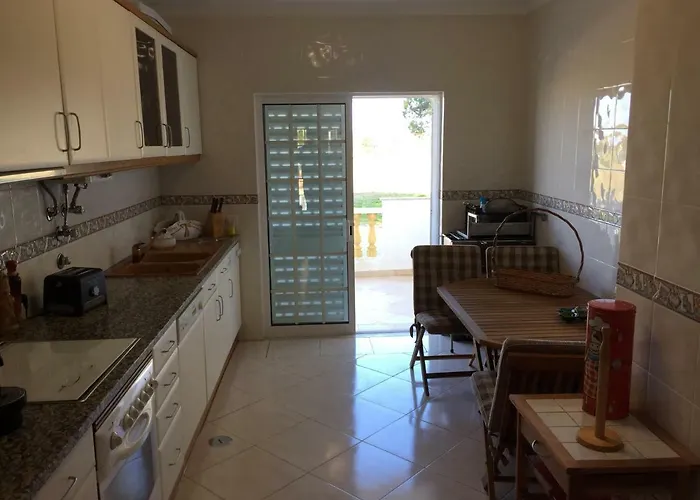 Moradia Gale アパート